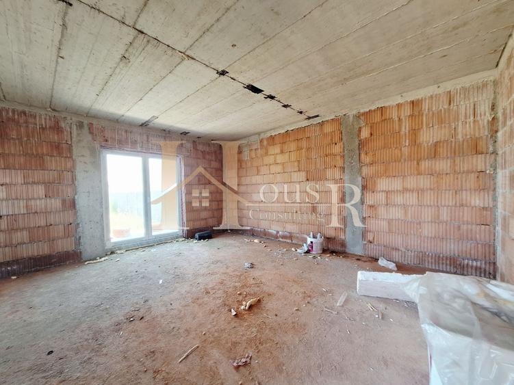 Duplex cu 3 camere cu Canalizare în Urseni