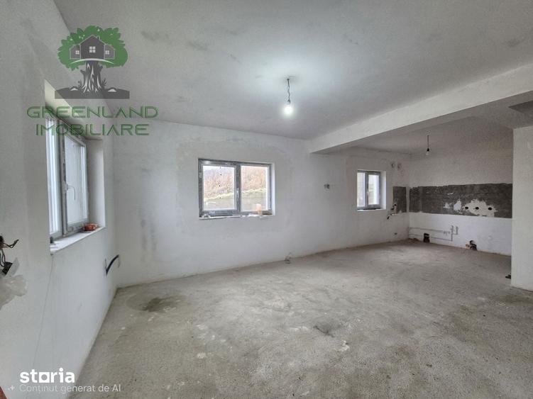 Apartament cu 4 camere în Ciurea