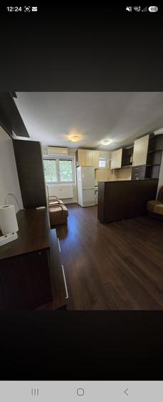 Apartament cu 2 camere decomandat în Berceni