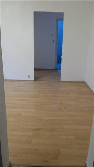 Apartament cu 3 camere decomandat în Liviu Rebreanu