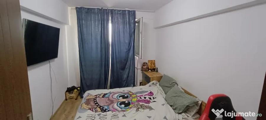 Apartament cu 3 camere decomandat în Prelungirea Ghencea
