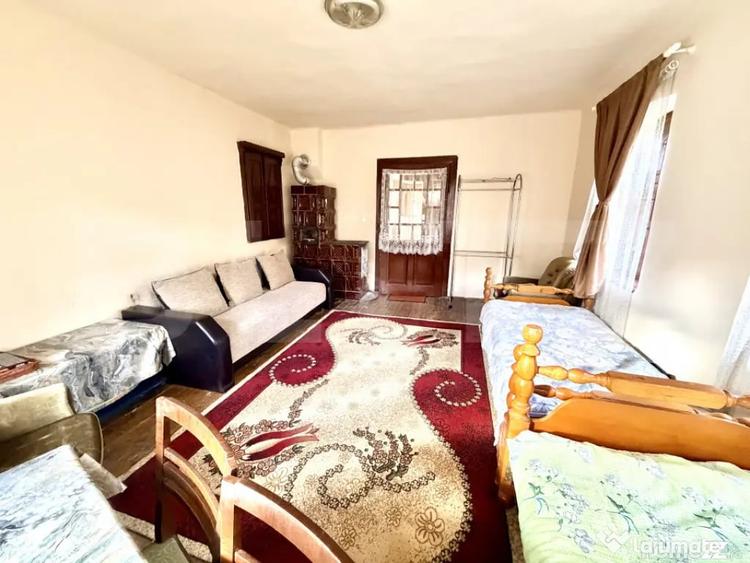 Casă cu 2 camere cu Teren 500 Mp în Gârbova