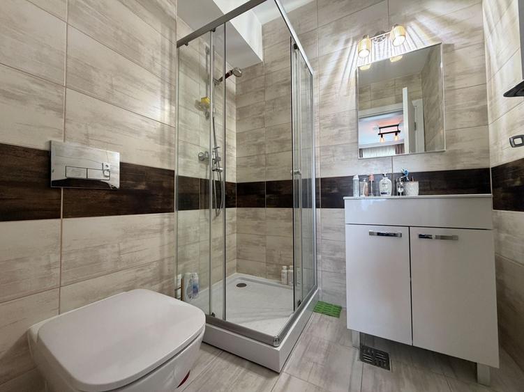 Apartament cu 3 camere, mobilat, garaj inclus - 9