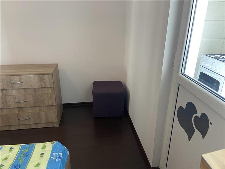 Apartament cu 2 camere decomandat, mobilat în Ultracentral