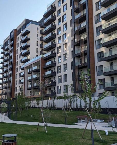 Apartament cu 3 camere decomandat în Cățelu