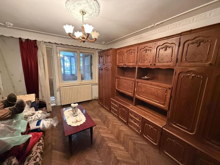 Apartament 2 camere zona Tomis III - 1