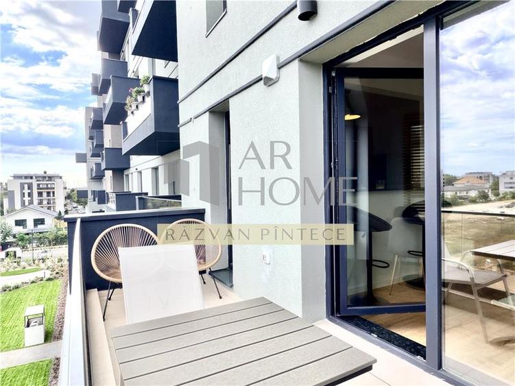Apartament cu 3 camere decomandat, mobilat în Albert