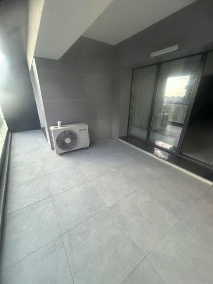 Apartament cu 2 camere semidecomandat în Dristor