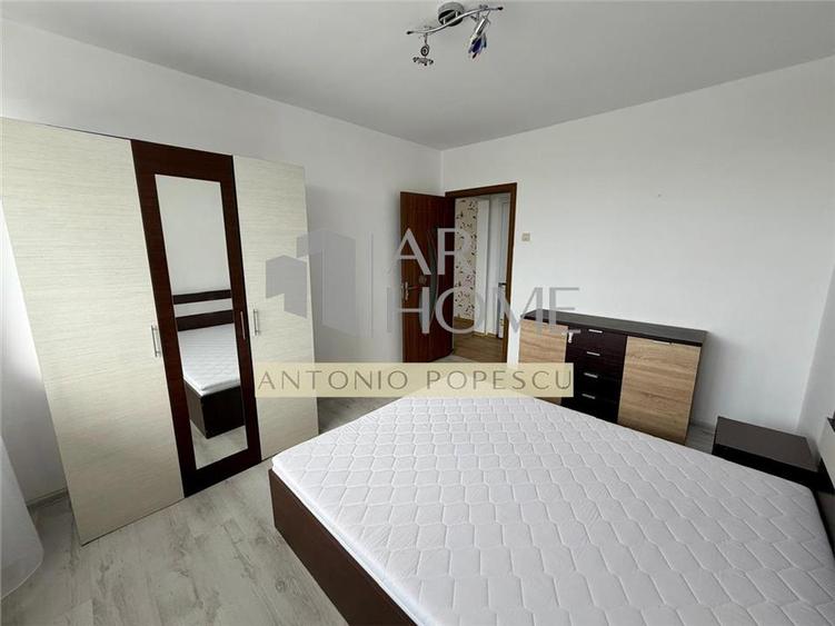 Apartament cu 2 camere semidecomandat, mobilat în Sud