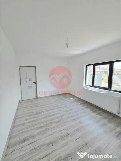 Casă cu 3 camere cu Teren 411 Mp în Valu lui Traian