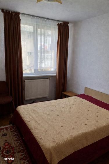 Apartament cu 3 camere în Tașca