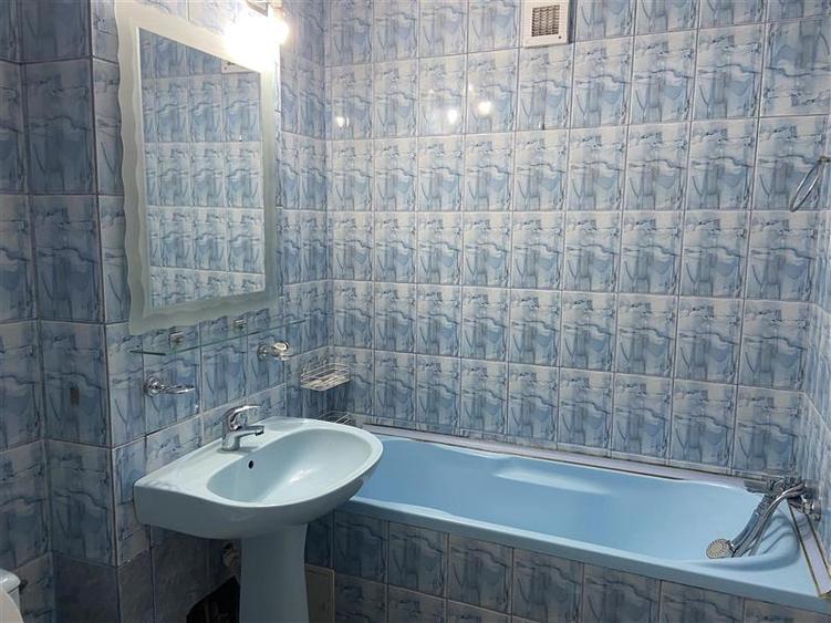Apartament cu 2 camere decomandat, mobilat în Ultracentral