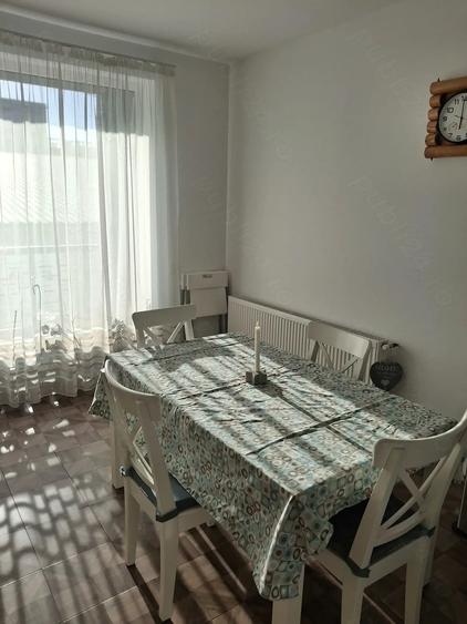 Apartament cu 2 camere semidecomandat în Florești