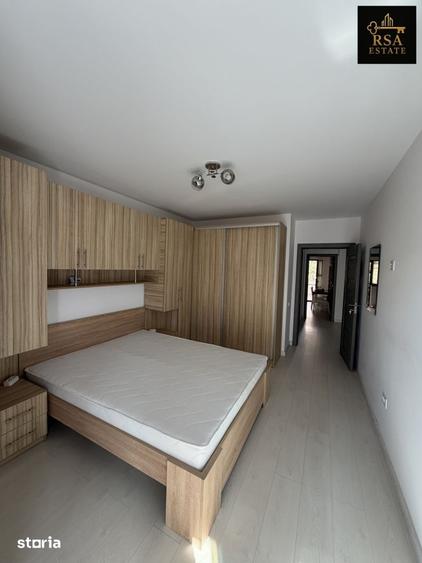 Apartament cu 3 camere, mobilat în Central