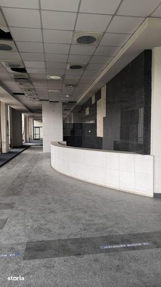 Spațiu comercial, de 1,397 mp, în Central