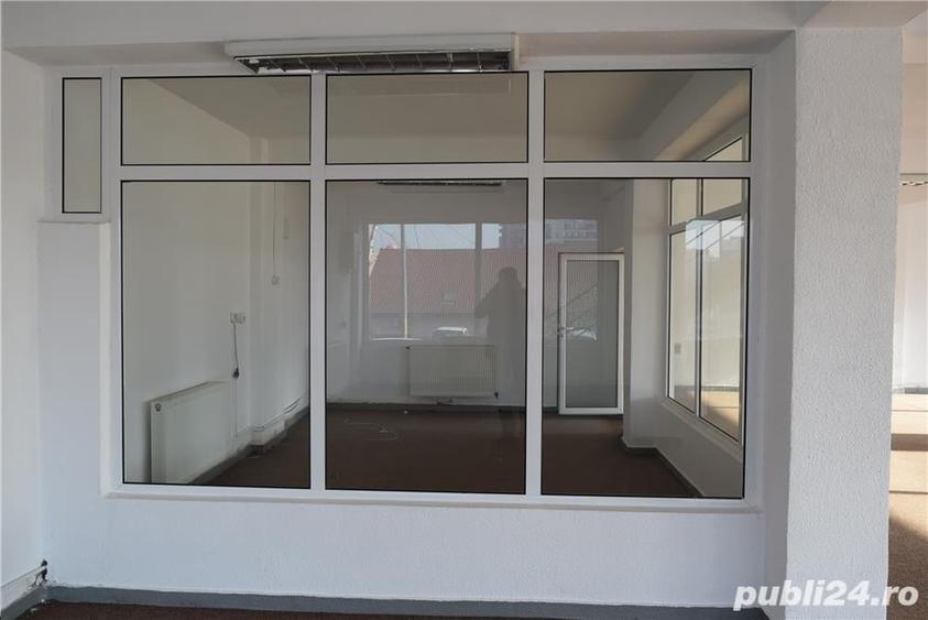 Spațiu comercial, de 185 mp, în Central