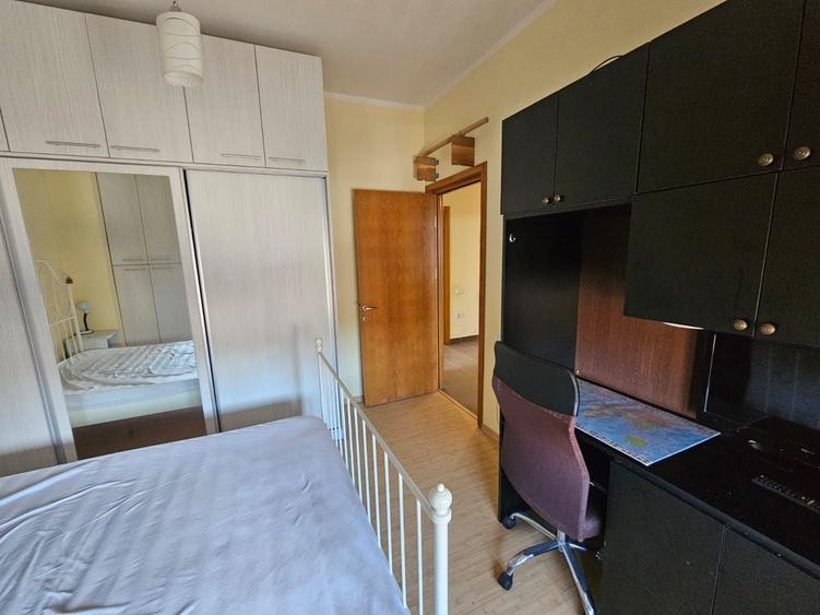 Apartament cu 3 camere decomandat în Găvana Platou