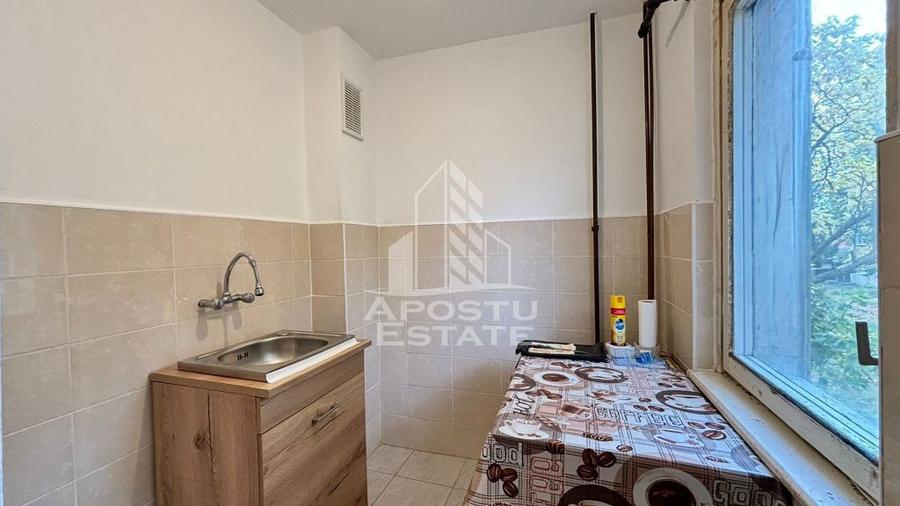 Apartament cu 2 camere in zona Sagului, etajul intai - 5