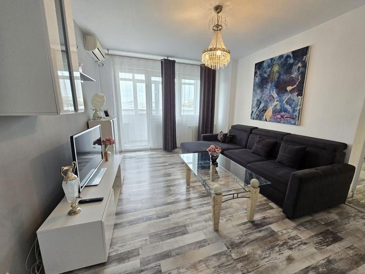 Apartament cu 2 camere semidecomandat în Cantemir
