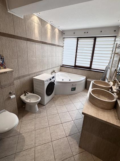 Apartament cu 3 camere decomandat în Gheorgheni