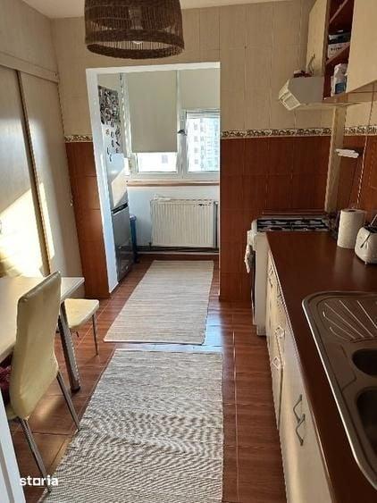 Apartament cu 2 camere decomandat în Crângași
