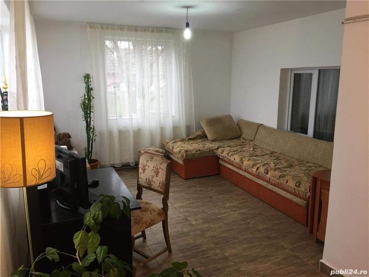 Casă individuală cu 5 camere cu Teren 1200 Mp în Studina