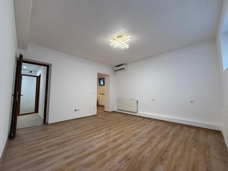 Ofer spre închiriere  apartament Universitate-Piața Rosetti - 1