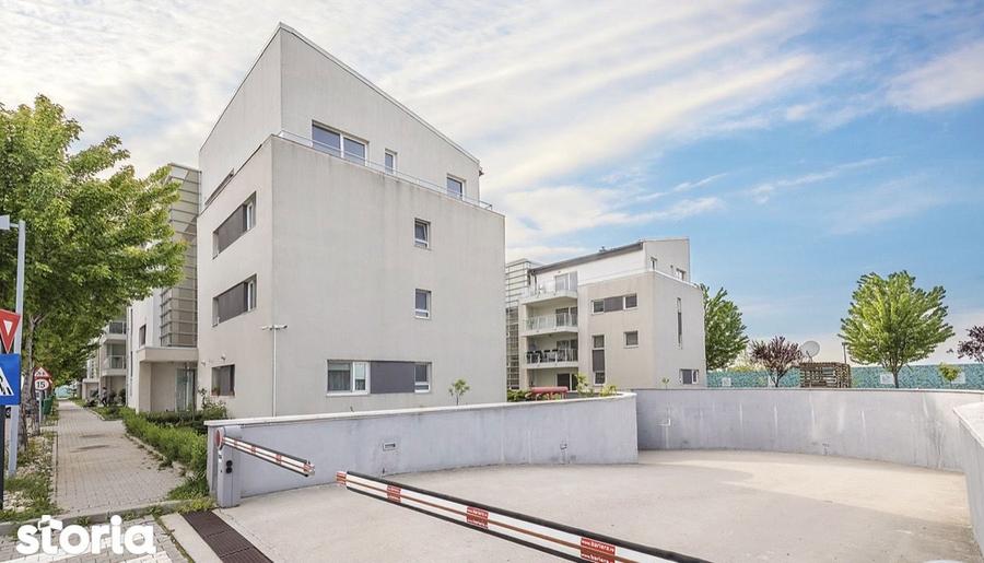 Apartament cu 3 camere în Băneasa