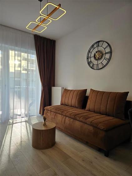 Apartament cu 2 camere decomandat în Podu Roș