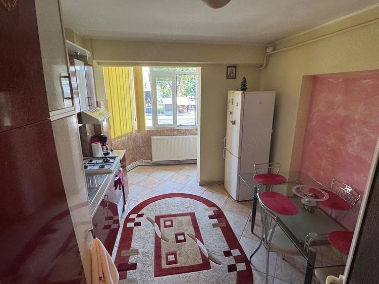 Apartament cu 2 camere decomandat în Siderurgiștilor