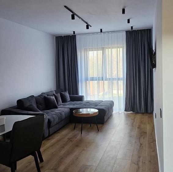 Apartament cu 2 camere semidecomandat în Agigea