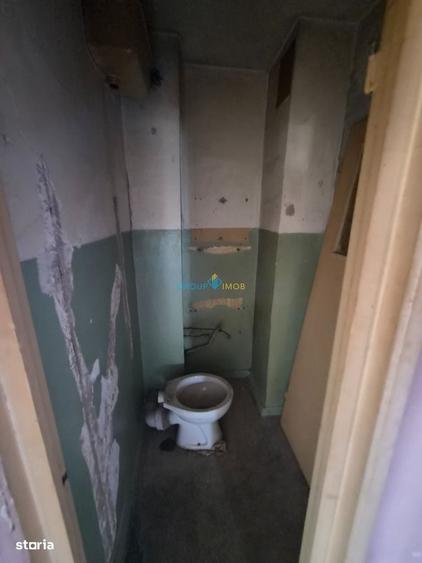 Apartament cu 3 camere decomandat în Narcisa