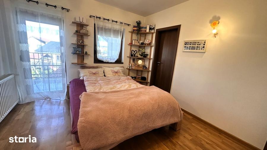 Casă cu 5 camere cu Teren 950 Mp în Șelimbăr