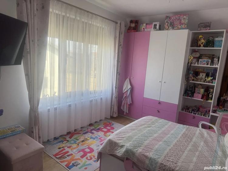 Casă cu Teren 360 Mp în Ceardac
