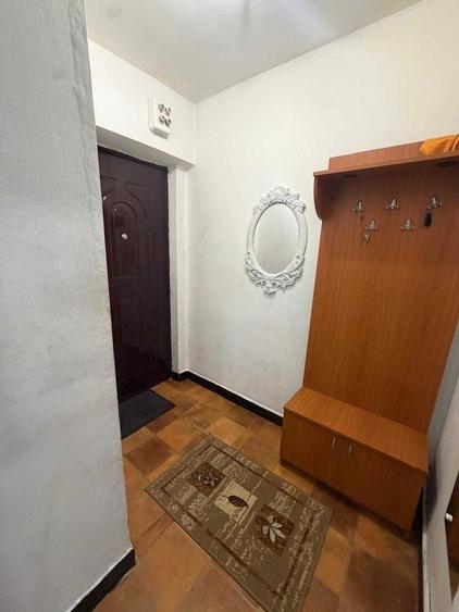 Apartament cu 2 camere semidecomandat, mobilat în Drumul Taberei