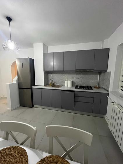 Apartament cu 2 camere semidecomandat în Tineretului