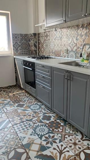 Apartament cu 2 camere decomandat, mobilat în Eroii Revoluției