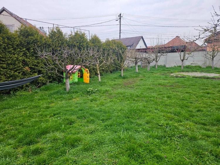 Teren Construcții intravilan de 360 mp, în Calea Poplăcii