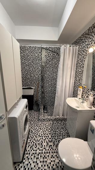 Apartament cu 2 camere semidecomandat în Gorjului
