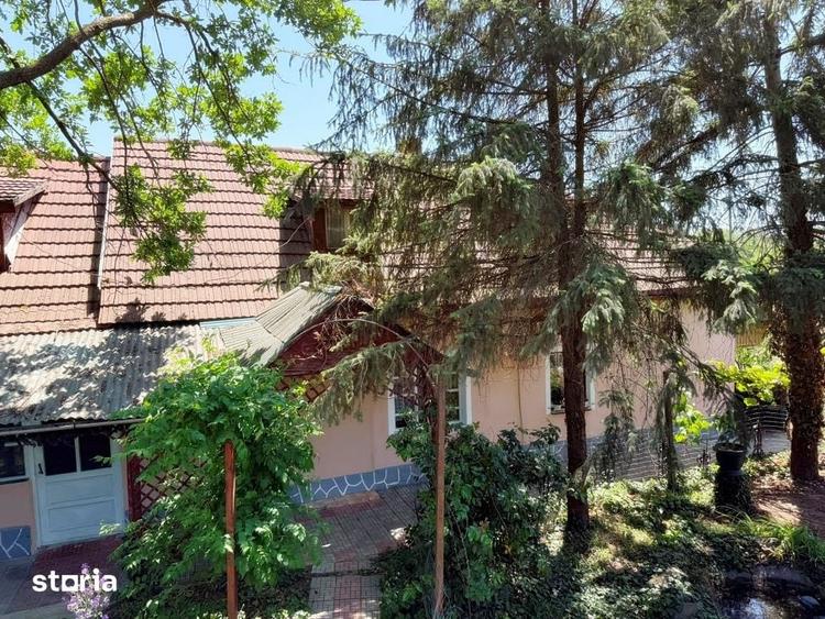 Casă cu 5 camere cu Teren 6732 Mp în Nojorid
