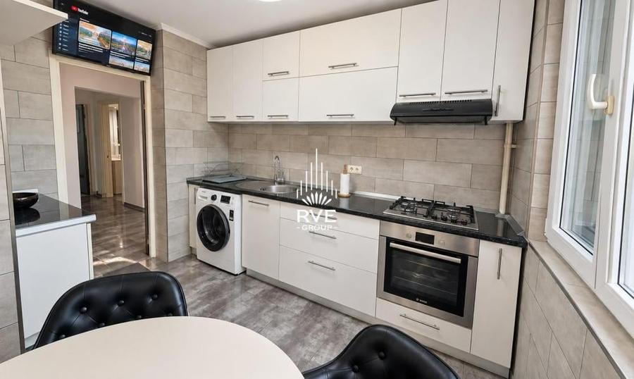 Apartament cu 3 camere în Drumul Taberei