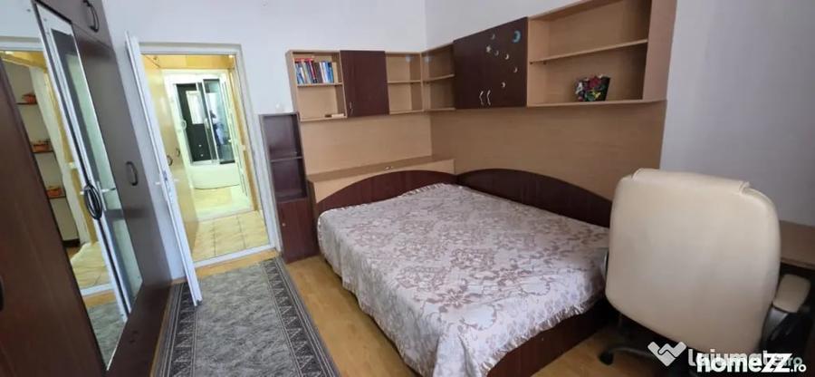 Apartament cu 2 camere semidecomandat în Păcii