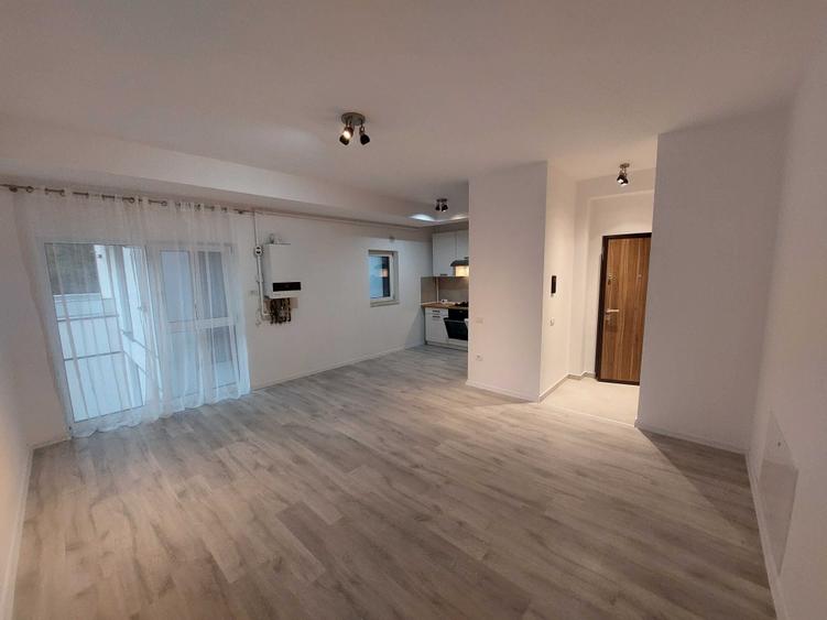Apartament cu 2 camere semidecomandat în Dumbrăvița
