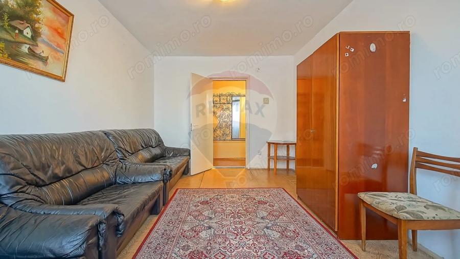 Apartament cu 2 camere semidecomandat în Florilor
