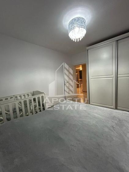 Casă cu 4 camere cu Teren 740 Mp în Moșnița Veche