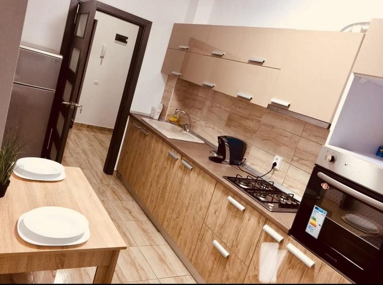 PROPRIETAR propun spre INCHIRIERE apartament 2 camere BLOC NOU 1880 lei - 1