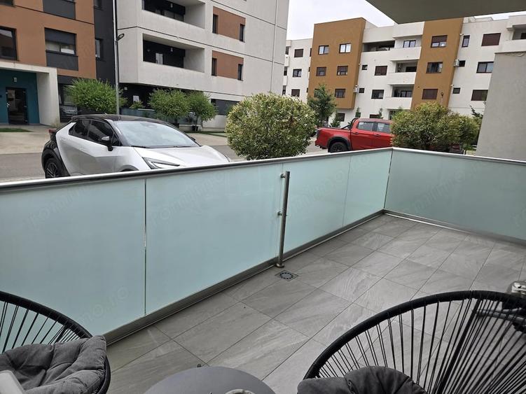 Apartament cu 2 camere decomandat în Dumbrăvița