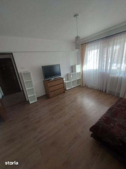 Apartament cu 2 camere decomandat în Ostroveni