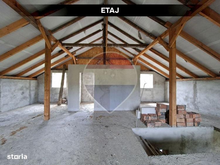Casă cu 4 camere în Bușag