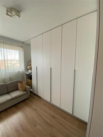 Apartament cu 3 camere decomandat în Decebal